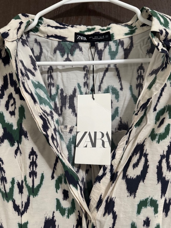 Zara Dresses & Skirts - Dress